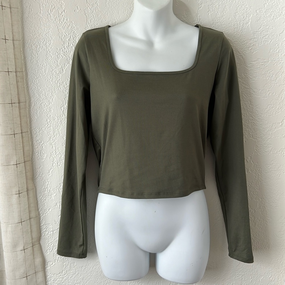 Hollister square neck long sleeve New without tags